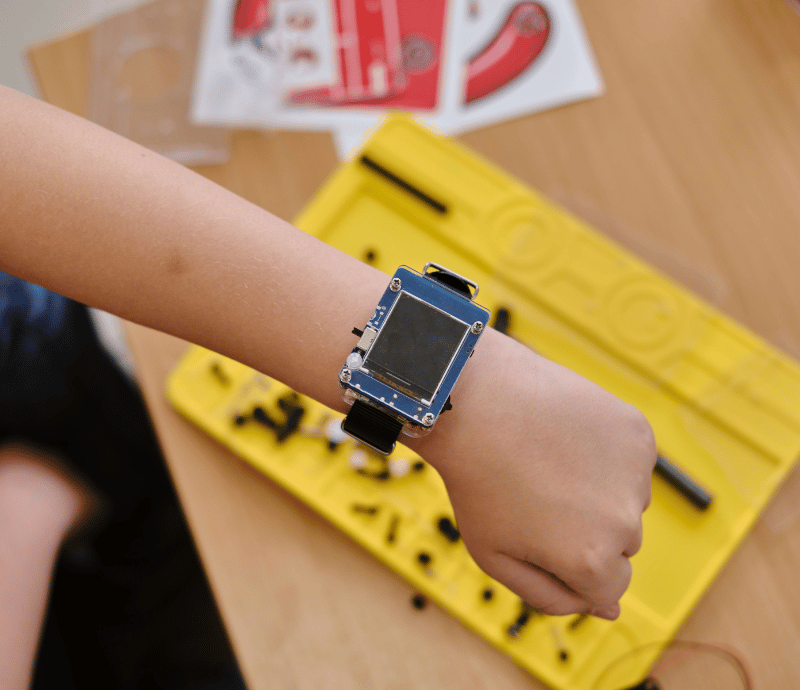 CircuitMess Clockstar DIY Smartwatch