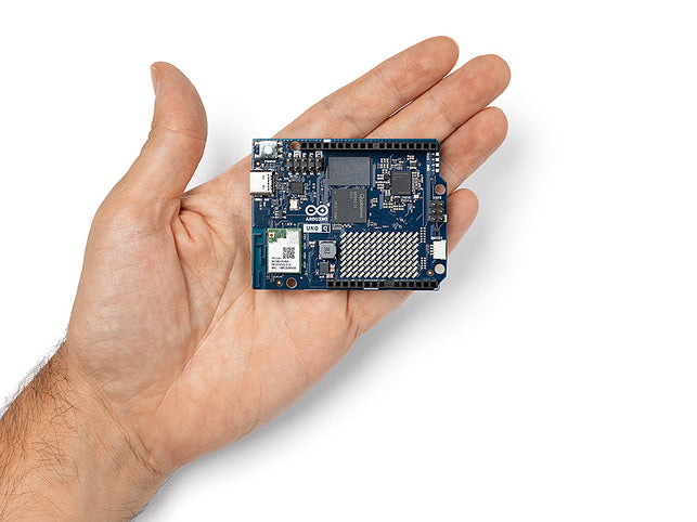 Arduino UNO Q