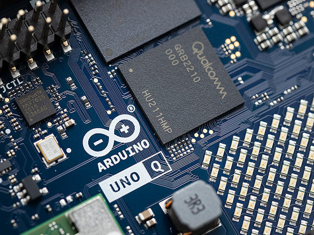 Arduino UNO Q