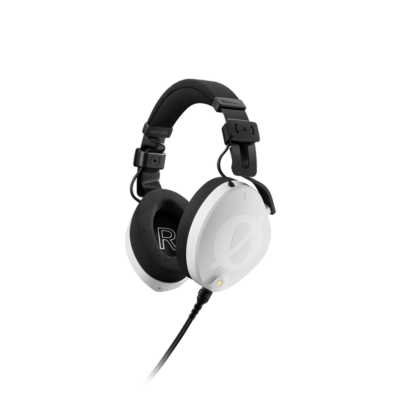 RODE Solo Podcast Kit - White